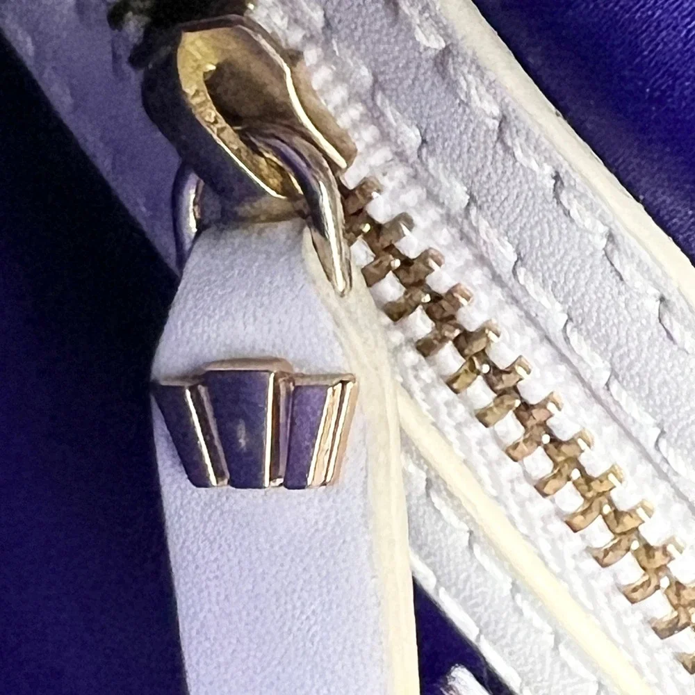 Henri Bendel Hasp Snake Python Embossed Leather Crossbody Bag‎ Tan Tassel Rare